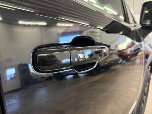 Used 2022 GMC Sierra 1500 Elevation w/ Preferred Package AWD/4WD image 24