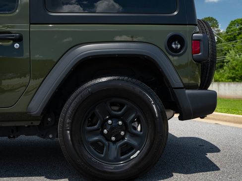 Used 2023 Jeep Wrangler Sport AWD/4WD image 6