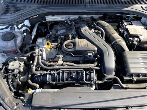 Certified 2025 Volkswagen Jetta Sport FWD image 31