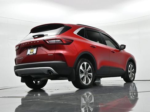 Used 2023 Ford Escape Platinum AWD/4WD image 22