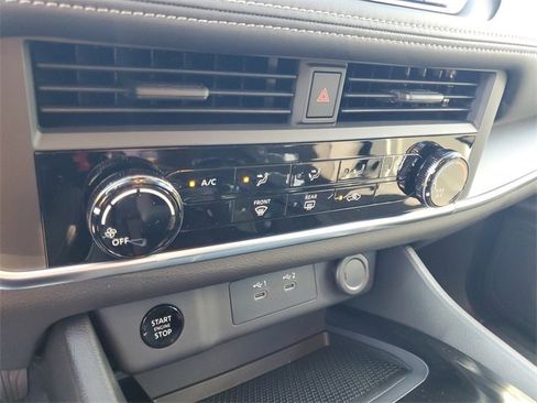 New 2026 Nissan Rogue S image 17