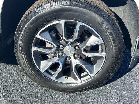 Used 2022 Chevrolet Silverado 1500 LT w/ All Star Edition Plus image 31