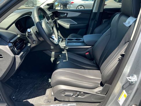 Used 2026 Acura MDX FWD w/ Technology Package image 13