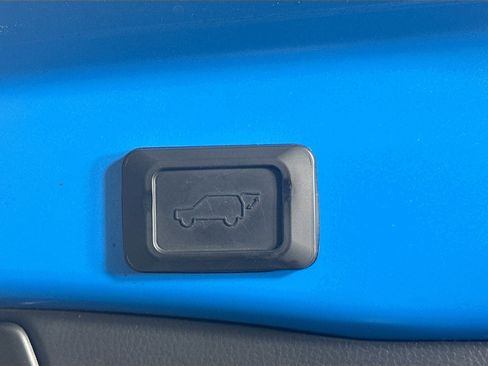 Used 2019 Toyota RAV4 Adventure AWD/4WD image 31