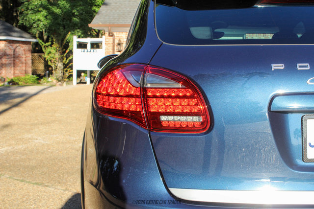 Used 2012 Porsche Cayenne Turbo AWD/4WD image 79