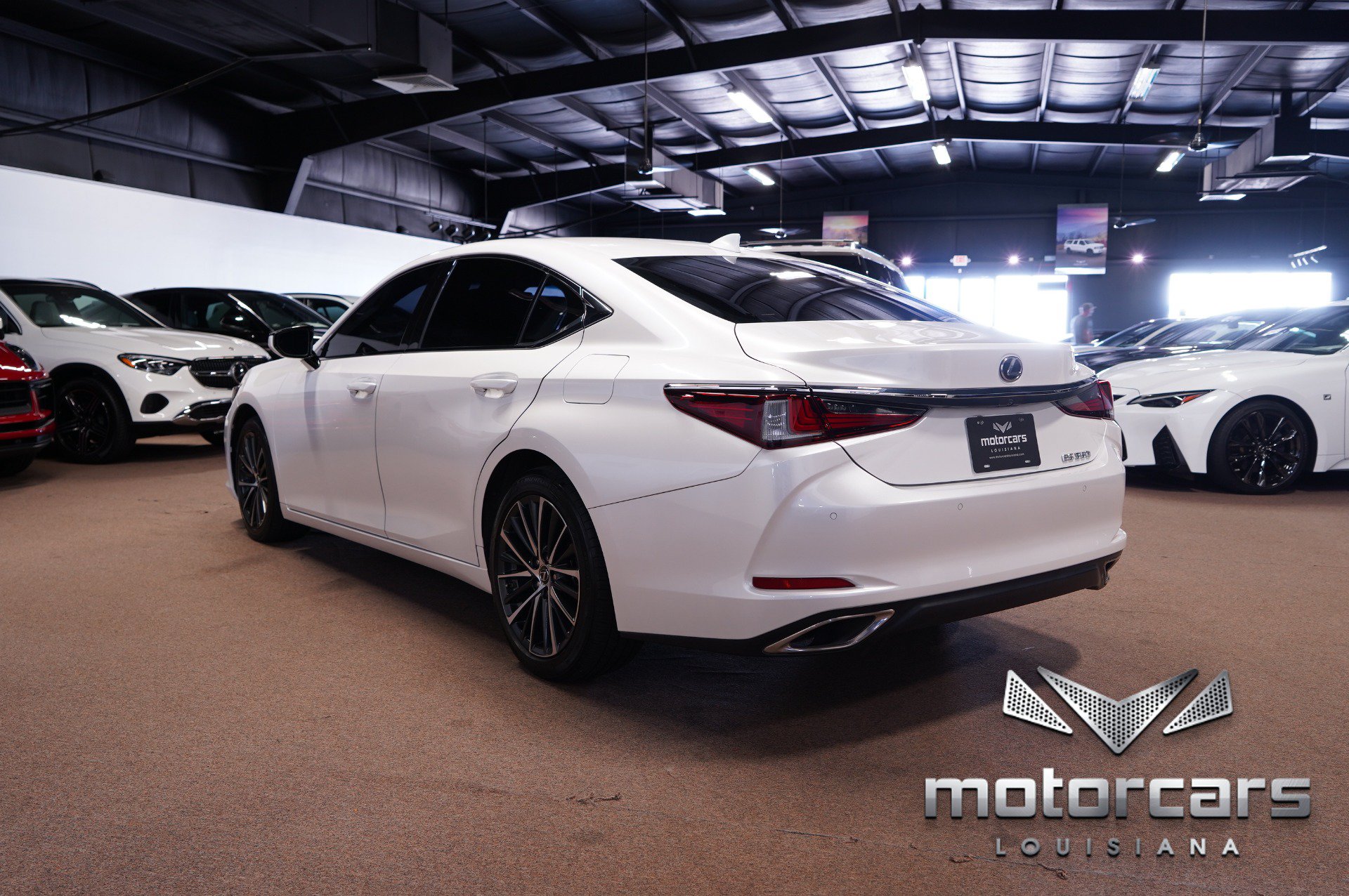 Used 2024 Lexus ES 350 w/ Premium Package FWD image 5