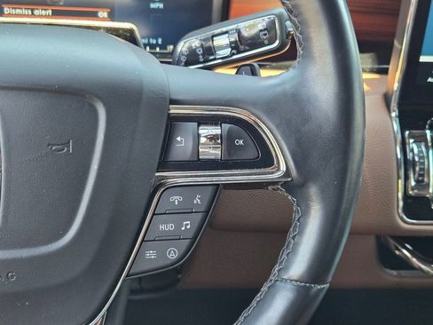Used 2024 Lincoln Navigator Reserve AWD/4WD image 33