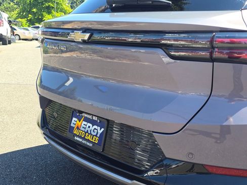 Used 2024 Chevrolet Equinox EV LT AWD/4WD image 13