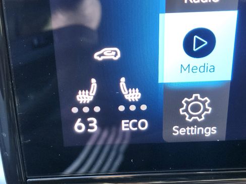 Used 2022 Volkswagen ID.4 Pro S image 8