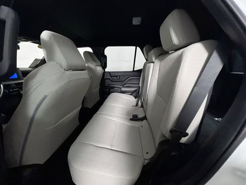 Used 2025 Toyota 4Runner SR5 image 29