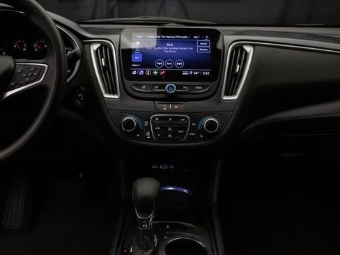 Used 2023 Chevrolet Malibu LT image 23