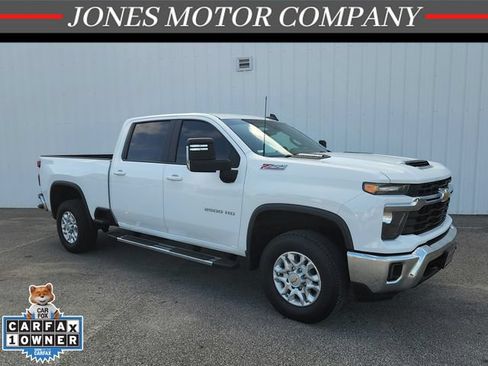Used 2024 Chevrolet Silverado 2500 LT AWD/4WD image 1