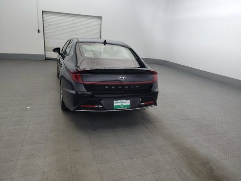 Used 2023 Hyundai Sonata SE w/ Cargo Package FWD image 6