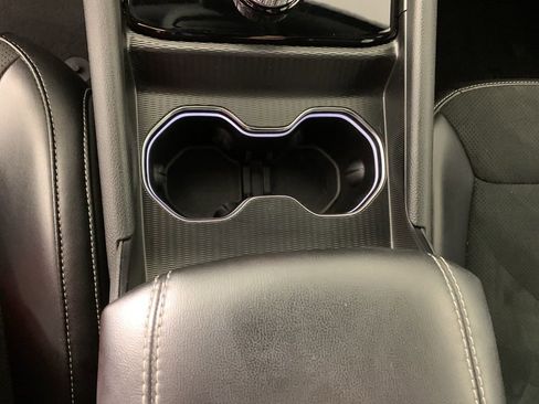 Used 2024 Jeep Grand Cherokee L Altitude image 25