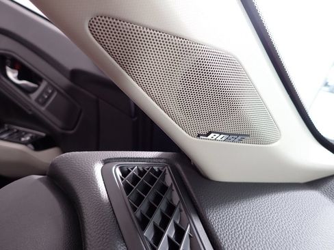 Used 2024 Honda Accord Touring image 9
