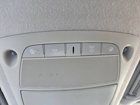 Used 2017 Nissan Leaf S w/ Charge Package FWD image 17