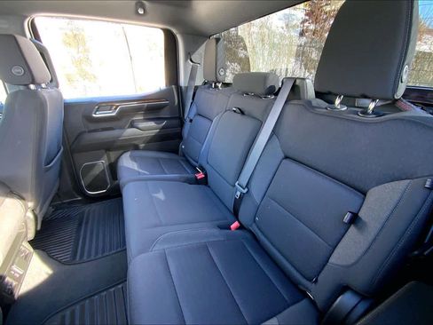 Used 2023 GMC Sierra 1500 Elevation image 18