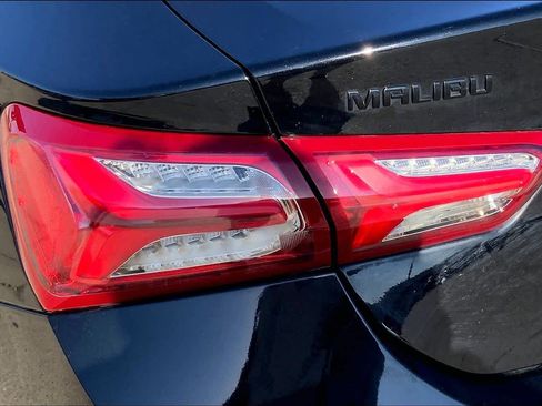 Used 2020 Chevrolet Malibu LT image 30