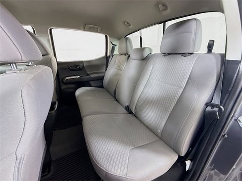 Used 2022 Toyota Tacoma SR5 image 8