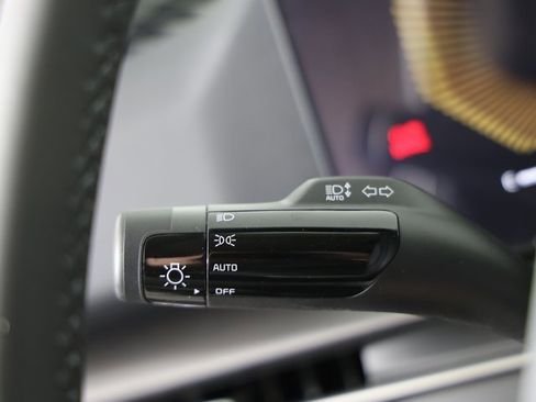 Certified 2026 Kia Sportage EX w/ EX Panorama Roof Package image 22