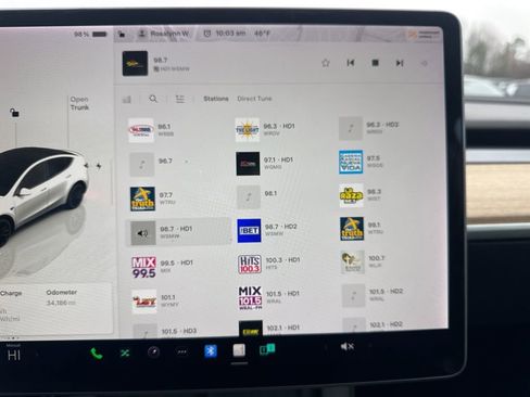 Used 2022 Tesla Model Y Performance image 19