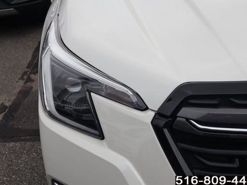 Used 2023 Subaru Forester Touring AWD/4WD image 8