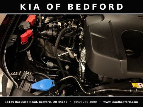 Used 2026 Land Rover Defender 110 X-Dynamic SE AWD/4WD image 27