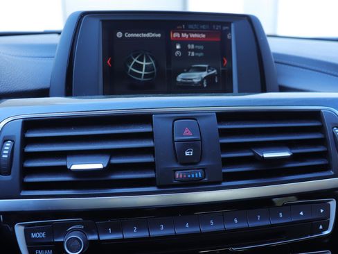 Used 2018 BMW 330i Sedan image 25