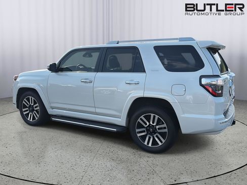 Used 2021 Toyota 4Runner Limited RWD image 7