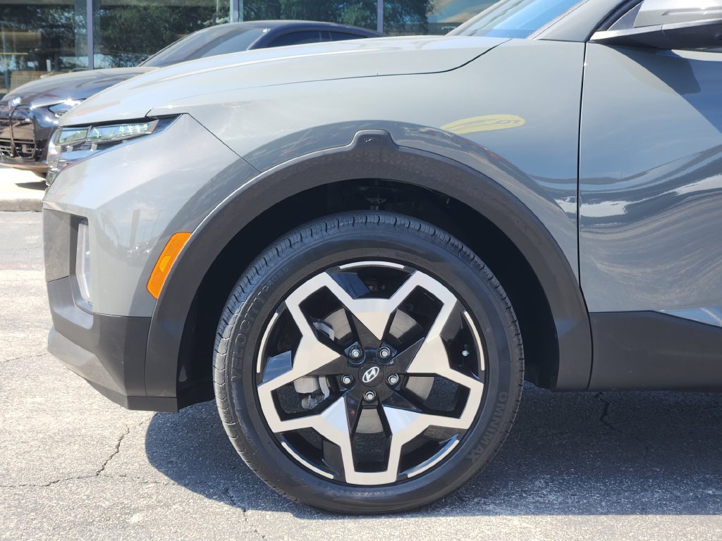 Used 2023 Hyundai Santa Cruz Limited AWD/4WD image 9
