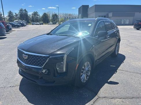 Used 2025 Cadillac XT4 Premium Luxury AWD/4WD image 1