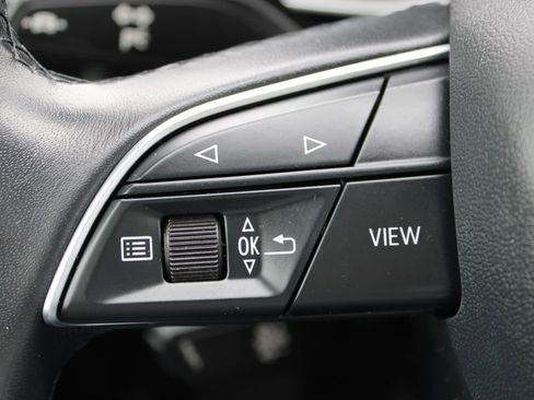 Used 2022 Audi Q3 2.0T Premium w/ Convenience Package image 29