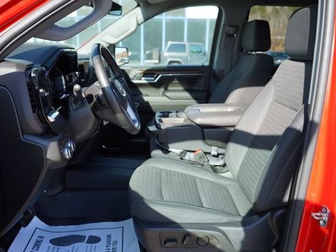 Used 2024 GMC Sierra 1500 Elevation image 9