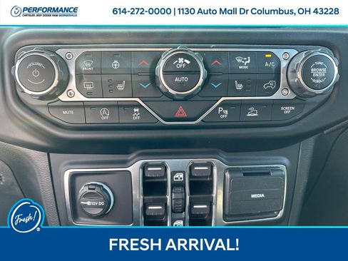 Used 2022 Jeep Wrangler Unlimited Sport AWD/4WD image 24