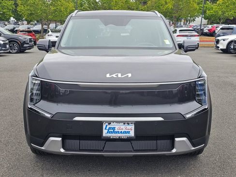Certified 2024 Kia EV9 Wind AWD/4WD image 2