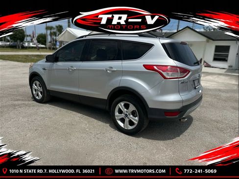 Used 2014 Ford Escape SE w/ Equipment Group 201A FWD image 10