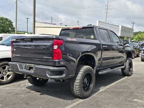 Used 2023 Chevrolet Silverado 1500 Custom AWD/4WD image 4