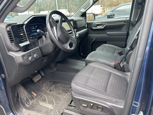 Used 2022 Chevrolet Silverado 1500 RST image 10