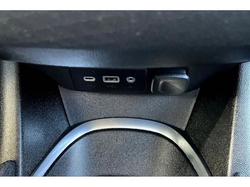 Used 2022 Chevrolet Malibu LT image 25