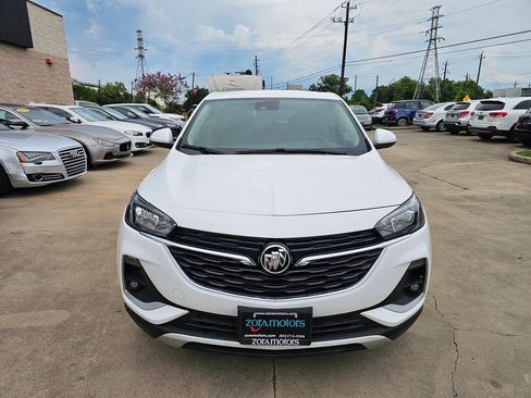 Used 2022 Buick Encore GX Preferred w/ Cold Weather Comfort Package FWD image 3