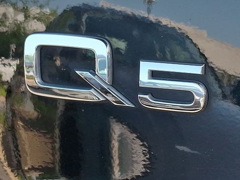 Used 2023 Audi Q5 2.0T Premium Plus w/ Premium Plus Package AWD/4WD image 33