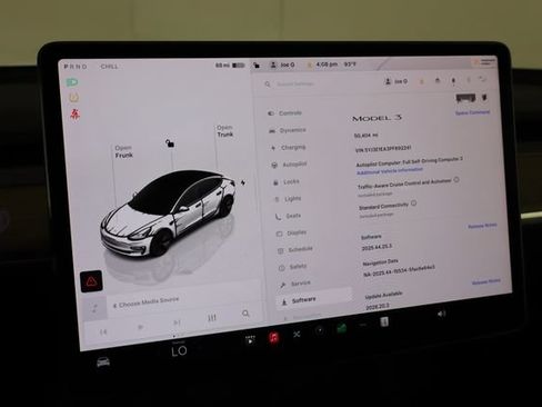 Used 2023 Tesla Model 3 Standard Range RWD image 37