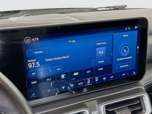 Used 2025 Ford Mustang Premium image 21