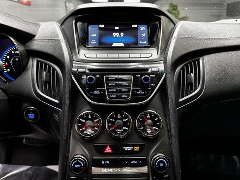 Used 2016 Hyundai Genesis 3.8 RWD image 24