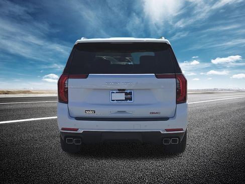 New 2026 GMC Yukon XL Denali w/ Denali Reserve Package AWD/4WD image 24