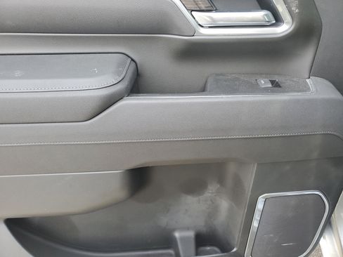 Used 2025 Chevrolet Silverado 2500 LTZ w/ LTZ Plus Package image 16