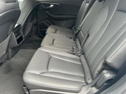 Certified 2025 Audi Q7 3.0T Premium Plus w/ Premium Plus Package image 21