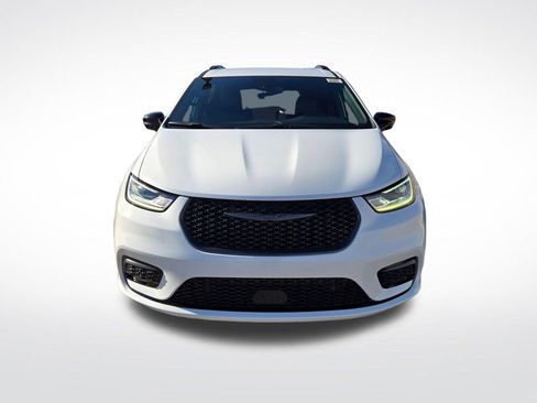 New 2026 Chrysler Pacifica Select AWD/4WD image 8