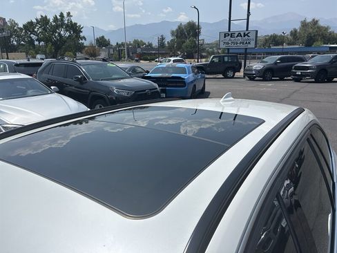 Used 2018 BMW 328d xDrive Wagon AWD/4WD image 14