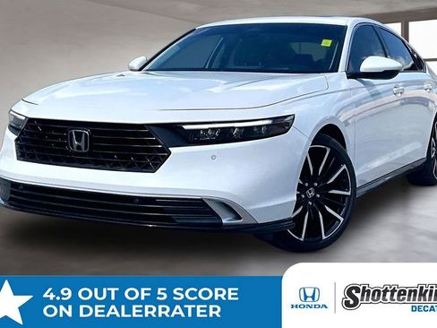 Certified 2023 Honda Accord Touring image 1